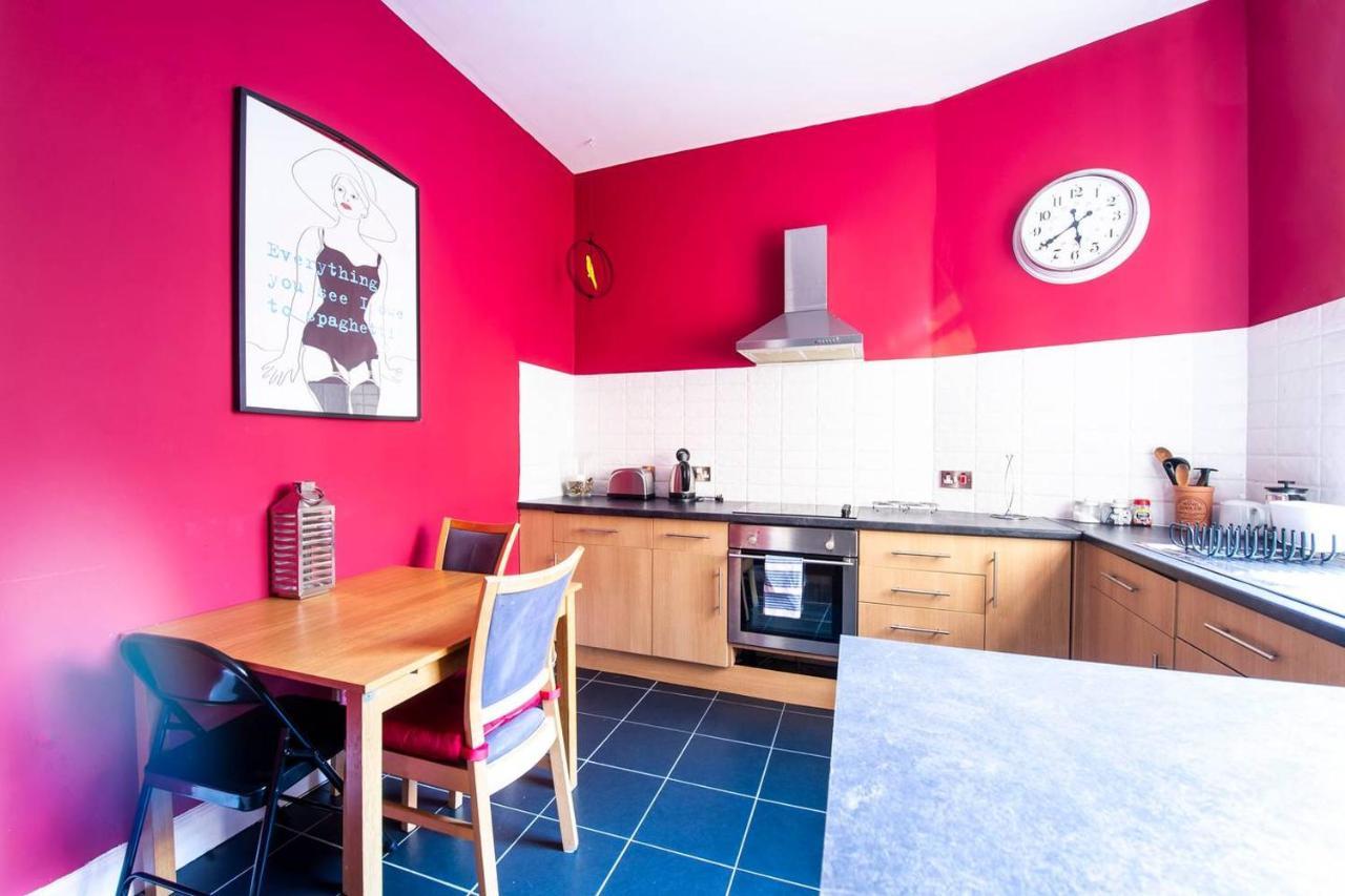 Joivy Amazing Location - Charming Apartment By The Edinburgh Castle! ภายนอก รูปภาพ