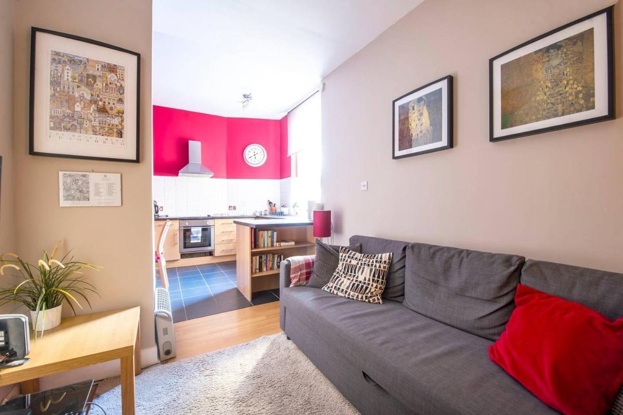 Joivy Amazing Location - Charming Apartment By The Edinburgh Castle! ภายนอก รูปภาพ